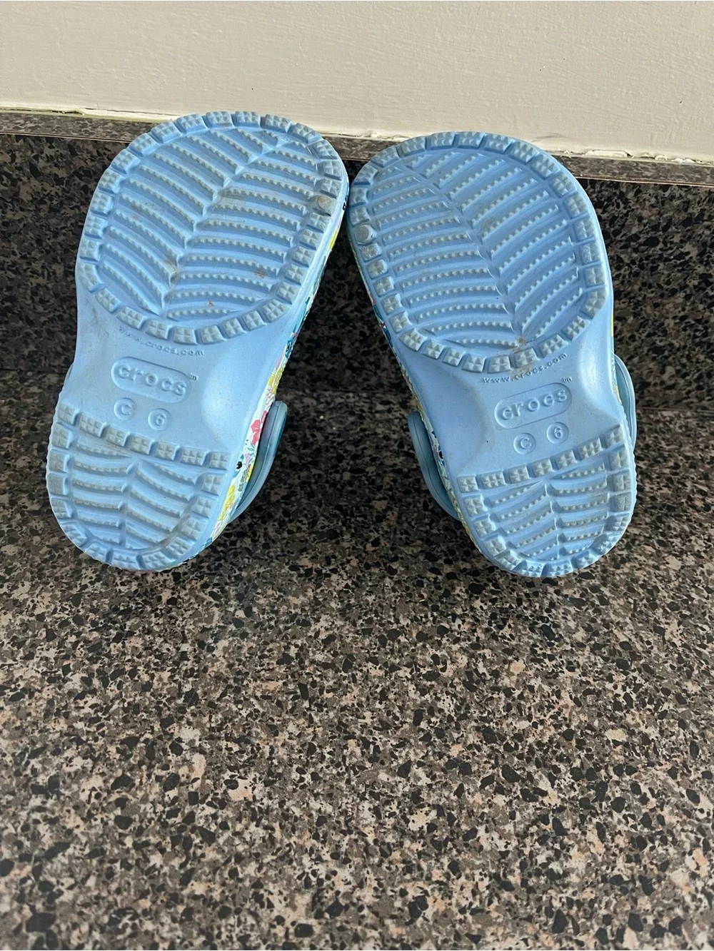 CROCS Size Kids 6 Blue Stitch Tropical Classic Clogs Travel Vacation Disney
